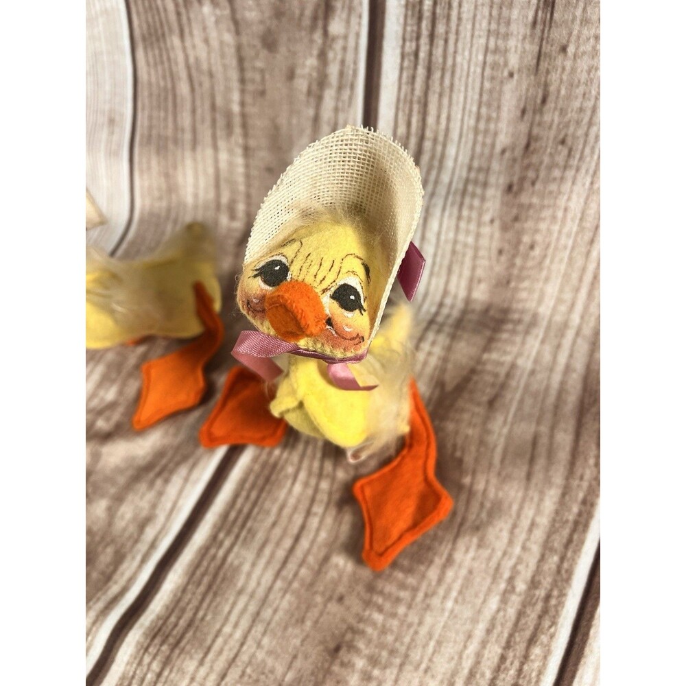Annalee Pair Of Yellow Spring Ducklings Vintage Dolls 5" - Picture 2 of 13